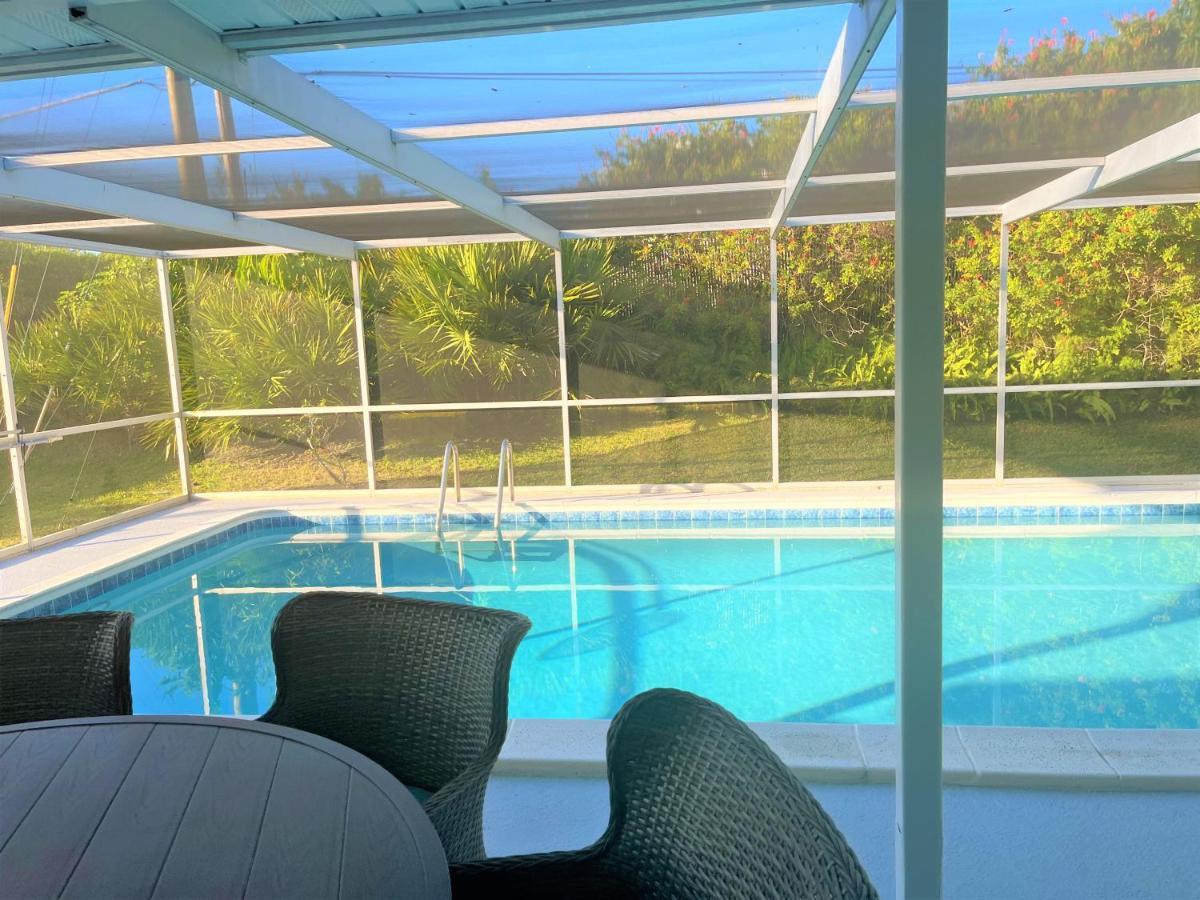 Beautiful Modern Home In Jensen Beach With Heated Pool Near Downtown And Beaches Exterior photo